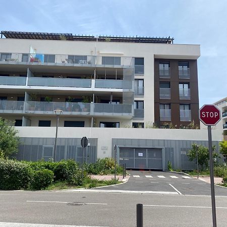 Appartement Type 2 Neuf +Grande Terrasse Le Lavandou Εξωτερικό φωτογραφία